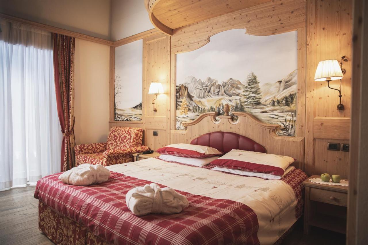 Rubino Deluxe Hotel
