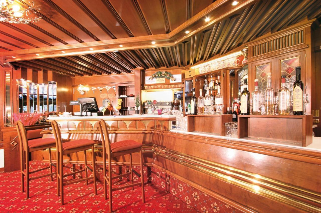 Rubino Deluxe Hotel