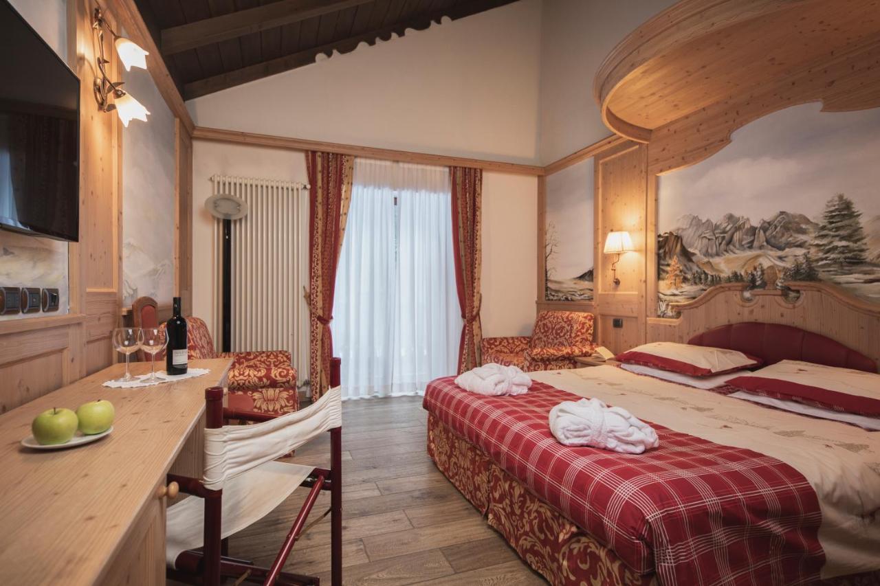 Rubino Deluxe Hotel 4*